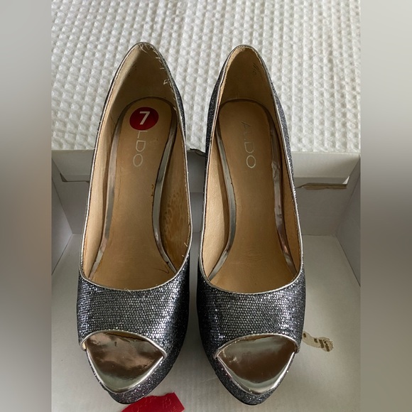 ALDO Berthina Silver Sequins Heels - Picture 5 of 6